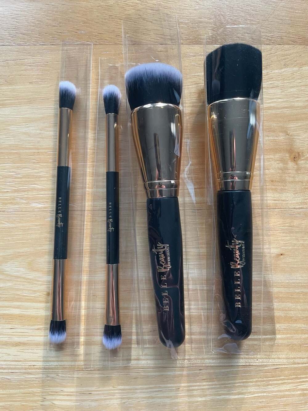 Belle Beauty by Kim Gravel Makeup Brush Set with Bamboo Charcoal Blotting Paper